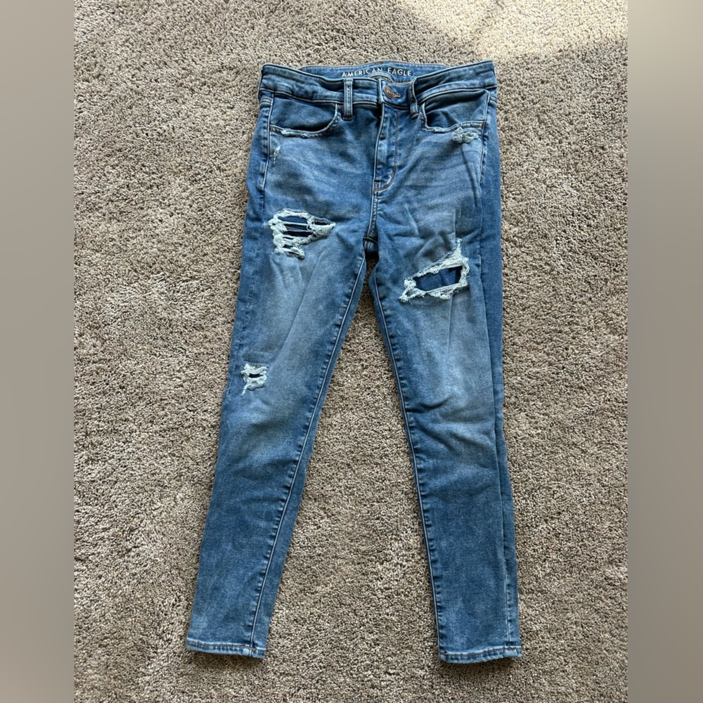 8Short Next Level Stretch American Eagle skinny jeans - distressed